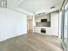 4502 - 7 GRENVILLE STREET | Toronto Ontario | Slide Image Twelve