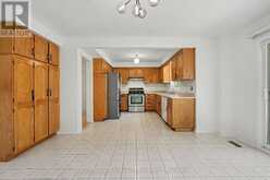 46 HEATH STREET | Richmond Hill Ontario | Slide Image Six