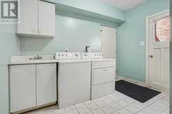46 HEATH STREET | Richmond Hill Ontario | Slide Image Nine