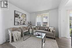 6 DAMASCUS DRIVE | Toronto Ontario | Slide Image Eleven