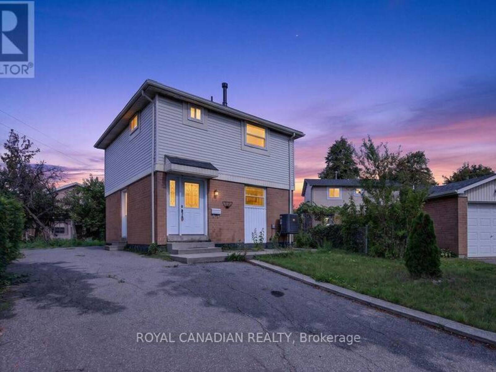 6 DAMASCUS DRIVE, Toronto, Ontario M9V 4G1