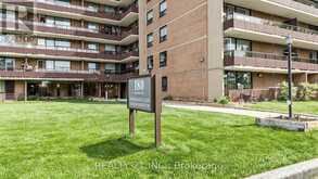 819 - 180 MARKHAM ROAD | Toronto Ontario | Slide Image Eight