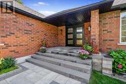 75 EAST HOUSE CRESCENT | Cobourg Ontario | Slide Image Four