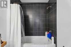 4 GROOM LANE | Ancaster Ontario | Slide Image Thirty