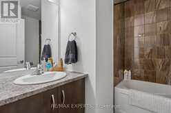 4 GROOM LANE | Ancaster Ontario | Slide Image Thirty-one