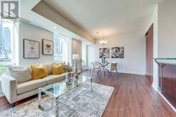 512E - 500 QUEENS QUAY W | Toronto Ontario | Slide Image Nine