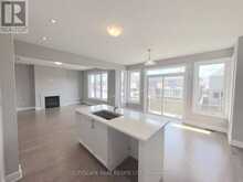 5 PEAR BLOSSOM WAY | East Gwillimbury Ontario | Slide Image Thirteen