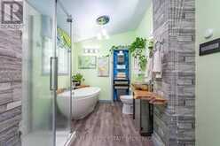 103 SILVER BIRCH DRIVE | Tiny Ontario | Slide Image Seventeen