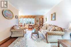 87 HULLMAR DRIVE | Toronto Ontario | Slide Image Nine