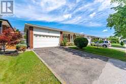 19 EARLDOWN DRIVE | Toronto Ontario | Slide Image One
