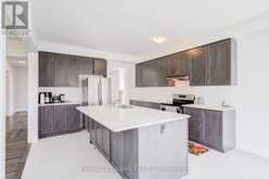 1439 UPPER THAMES DRIVE | Woodstock Ontario | Slide Image Seventeen