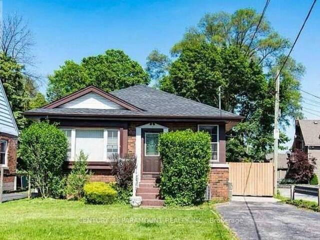 16 KINGSMOUNT STREET Hamilton Ontario, L8S 3L3 - 6 Bedrooms Home For Sale