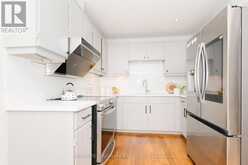 88 CHERYL SHEPWAY | Toronto Ontario | Slide Image Six