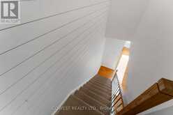 94 FIELDGATE DRIVE | Ottawa Ontario | Slide Image Fourteen