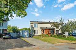 94 FIELDGATE DRIVE | Ottawa Ontario | Slide Image Three