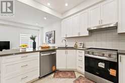 236 ROCKLEDGE DRIVE | Hamilton Ontario | Slide Image Sixteen