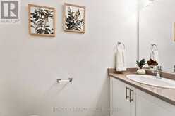 236 ROCKLEDGE DRIVE | Hamilton Ontario | Slide Image Nine