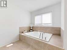10 GEORGE ELLIS DRIVE | Georgina Ontario | Slide Image Twenty-eight