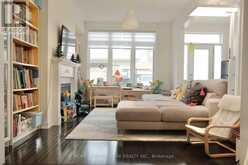 220 SOUTH UNIONVILLE AVENUE | Markham Ontario | Slide Image Two