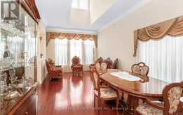 15 CONCORDE DRIVE | Brampton Ontario | Slide Image Eleven