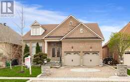 15 CONCORDE DRIVE | Brampton Ontario | Slide Image Two