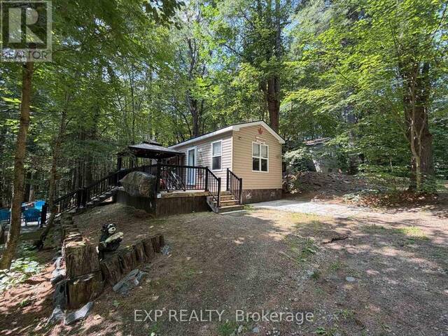 740 POPLAR CRES - 1047 BONNIE LAKE CAMP ROAD Bracebridge Ontario, P1L 1W9 - 2 Bedrooms Home For Sale