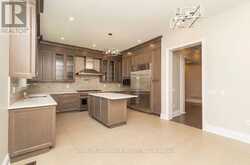 15 LITTLE CELESTE COURT | Vaughan Ontario | Slide Image Eleven