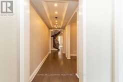 15 LITTLE CELESTE COURT | Vaughan Ontario | Slide Image Two