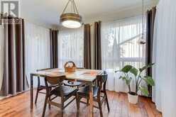 129 ROBIN COURT | Newmarket Ontario | Slide Image Eighteen