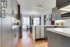 129 ROBIN COURT | Newmarket Ontario | Slide Image Nineteen