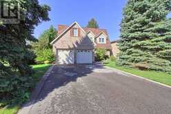 129 ROBIN COURT | Newmarket Ontario | Slide Image One