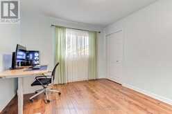 129 ROBIN COURT | Newmarket Ontario | Slide Image Thirty-two