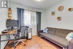 129 ROBIN COURT | Newmarket Ontario | Slide Image Thirty-three