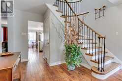129 ROBIN COURT | Newmarket Ontario | Slide Image Seven