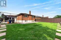 35 WHEELWRIGHT CRESCENT N | Toronto Ontario | Slide Image Seven
