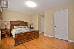 19 CHARLES BROWN ROAD | Markham Ontario | Slide Image Sixteen