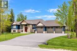2055 ELANA DRIVE | Orillia Ontario | Slide Image One