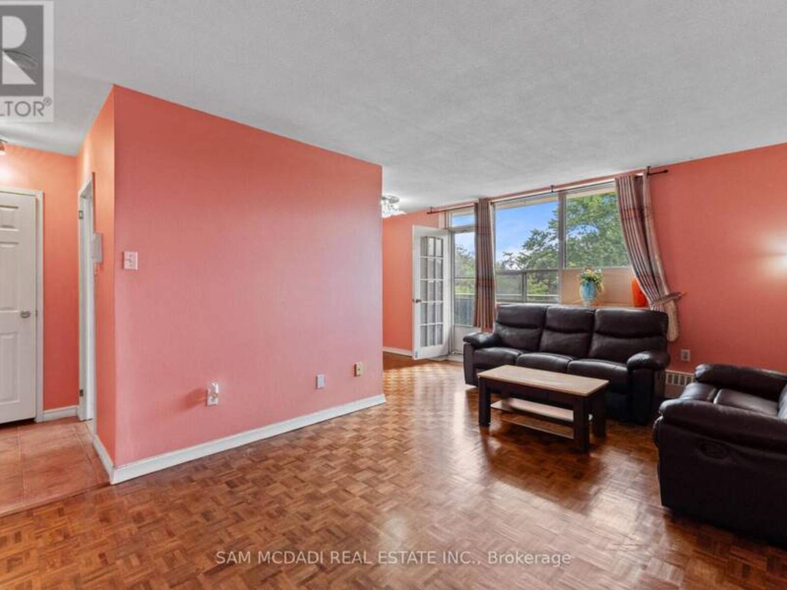 208 - 3145 QUEEN FREDERICA DRIVE, Mississauga, Ontario L4Y 3A7