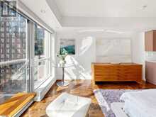 1134 - 250 WELLINGTON STREET W | Toronto Ontario | Slide Image Eight