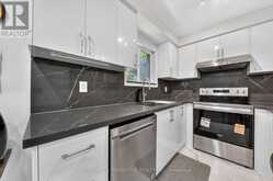 28 ELI SHACKLETON COURT | Toronto Ontario | Slide Image Seventeen
