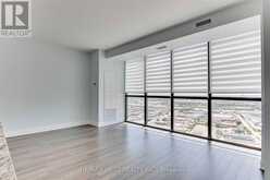 3203 - 2900 HIGHWAY 7 | Vaughan Ontario | Slide Image Eight