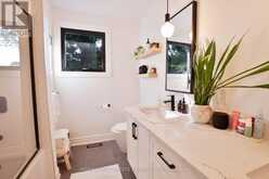 2221 WYANDOTTE DRIVE | Oakville Ontario | Slide Image Twelve