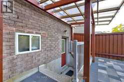 54 MIDCREST CIRCLE | Brampton Ontario | Slide Image Thirty-eight