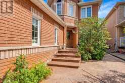 252 MOUNTAINBERRY ROAD | Brampton Ontario | Slide Image Four