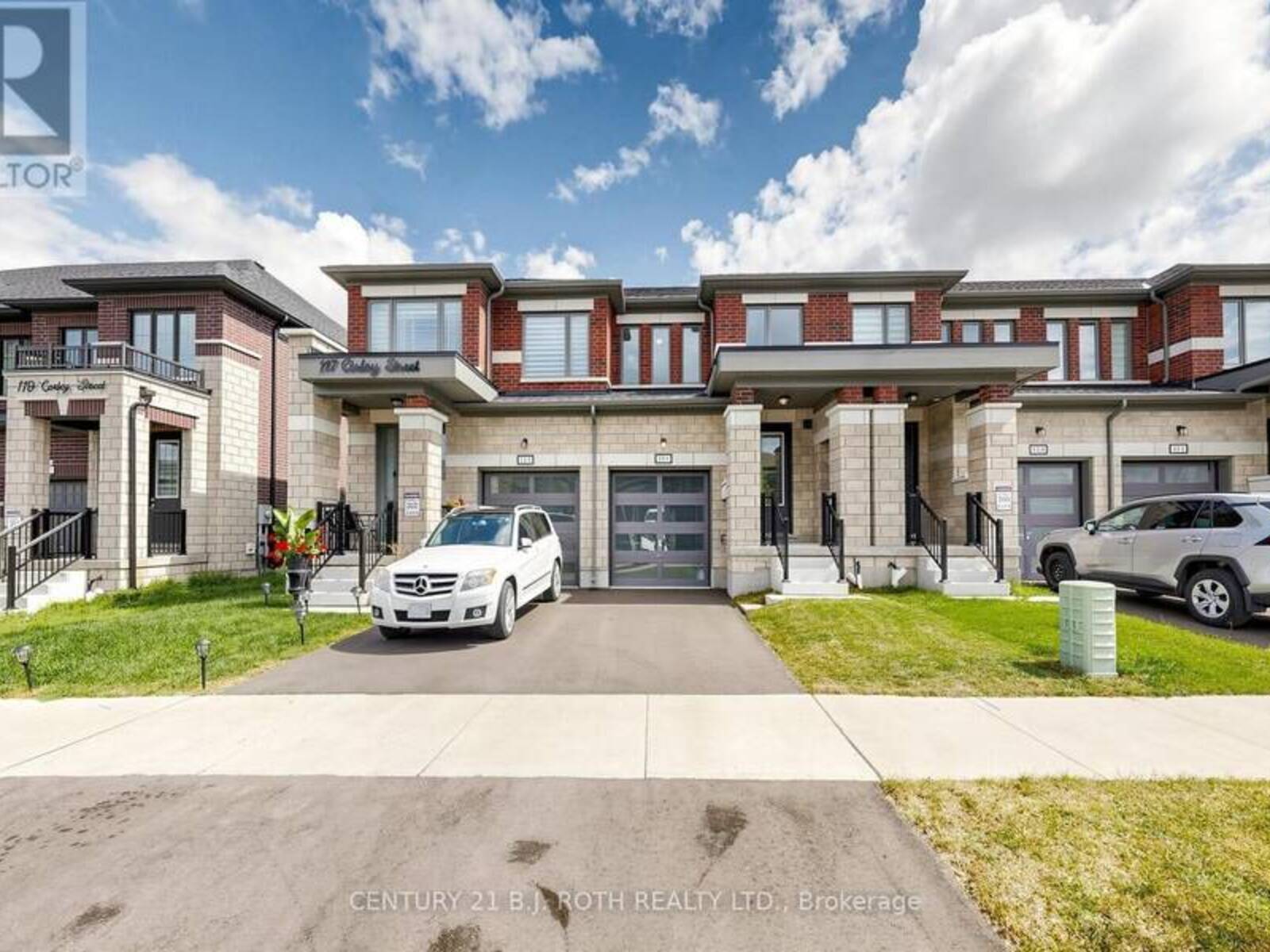 115 CORLEY STREET E, Lindsay, Ontario K9V 0R4