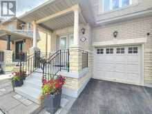 19 KINGLY CREST WAY | Vaughan Ontario | Slide Image Three