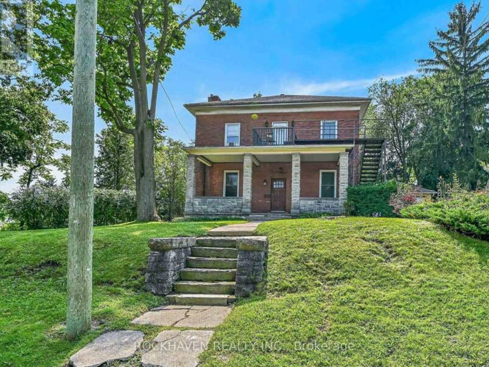 15 ST DAVID STREET W, Thorold, Ontario L2V 2L1