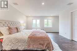 30 GOLDRING CRESCENT | Markham Ontario | Slide Image Twenty-nine