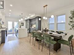 110 CASTLEFIELD AVENUE Toronto Ontario, M4R 1G4