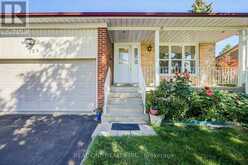 128 BRIARSCROSS BOULEVARD | Toronto Ontario | Slide Image Two